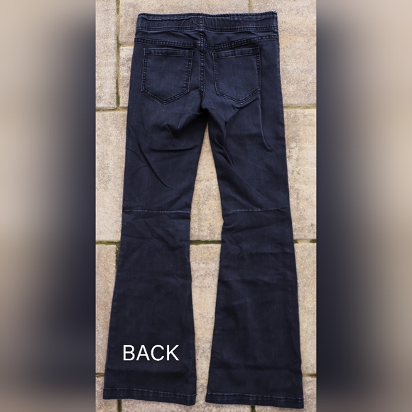 Forever 21 Black Flared Jeans Size 26 - Picture 2 of 6